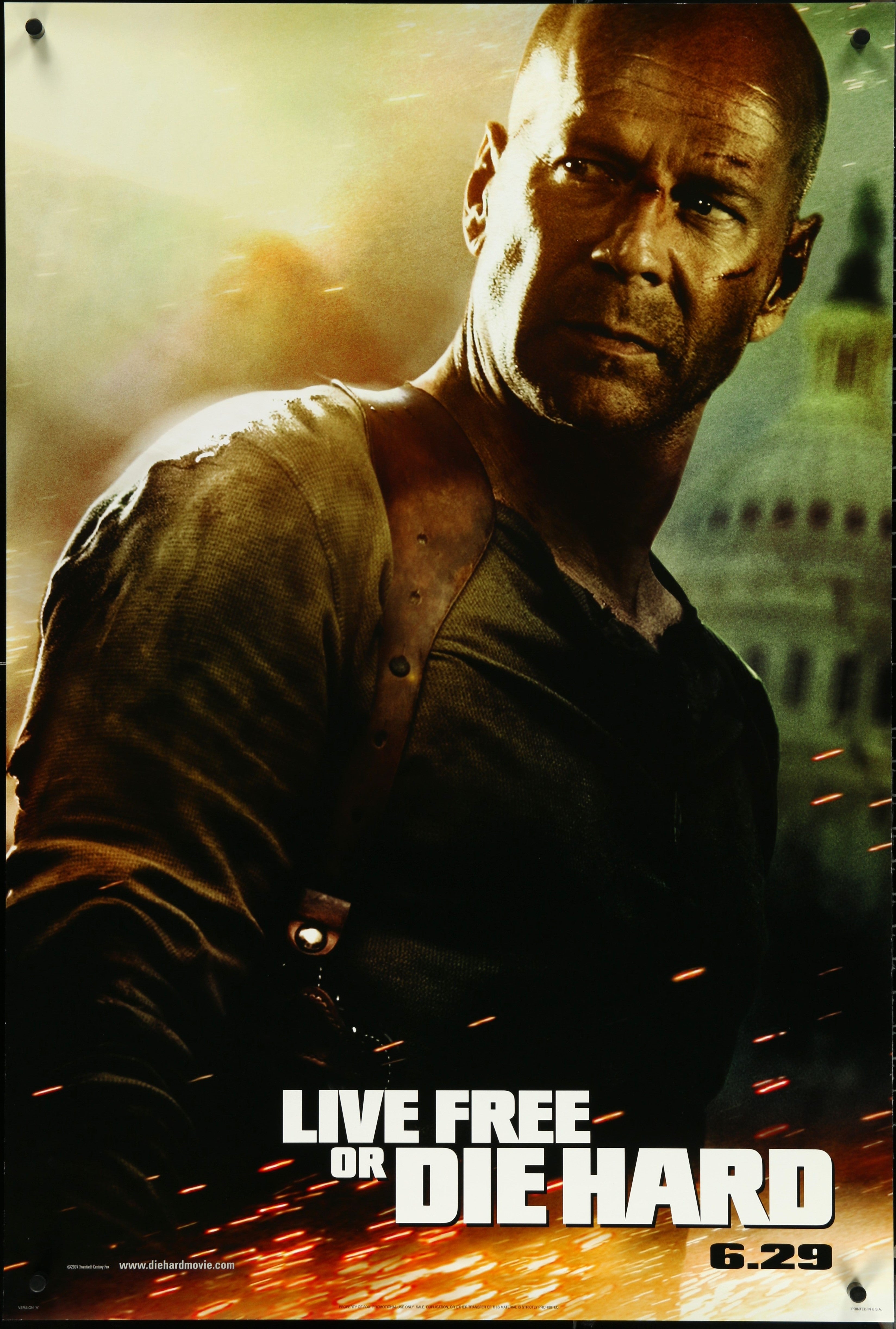LIVE FREE OR DIE HARD (DIE HARD 4.0) (2007)
